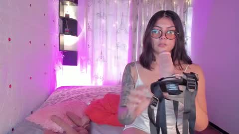 Lola online show from 5, 11, 2025