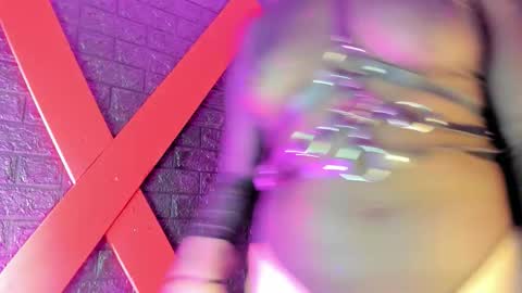 Lola online show from 19, 12, 2025