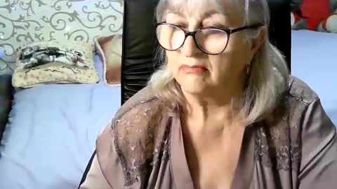 Snapshot of lolkaalyss chatting on 24, 1, 2025 LolkaAlyss online show from 24, 1, 2025