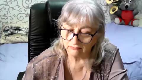 Snapshot of lolkaalyss chatting on 26, 1, 2025 LolkaAlyss online show from 26, 1, 2025