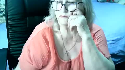 Snapshot of lolkaalyss chatting on 27, 1, 2025 LolkaAlyss online show from 27, 1, 2025