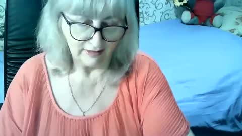Snapshot of lolkaalyss chatting on 27, 1, 2025 LolkaAlyss online show from 27, 1, 2025
