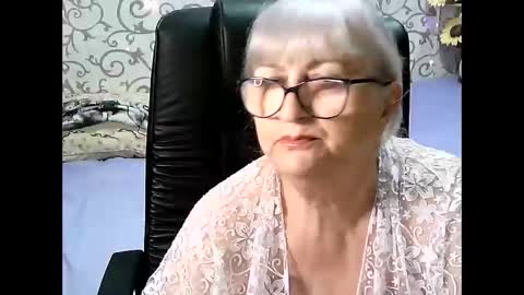 Snapshot of lolkaalyss chatting on 28, 1, 2025 LolkaAlyss online show from 28, 1, 2025
