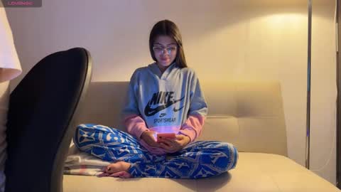 Snapshot of loly_pop_1 chatting on 17, 9, 2025 loly pop 1 online show from 17, 9, 2025