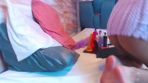 lolypo61700 online show from 16, 2, 2025