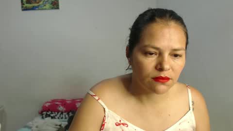 Snapshot of lolyta_mature1 chatting on 15, 5, 2026 Lolyta mature1 online show from 15, 5, 2026