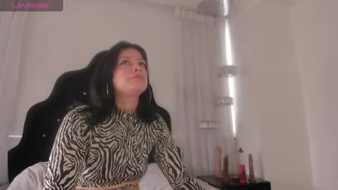 Loly online show from 1, 3, 2025
