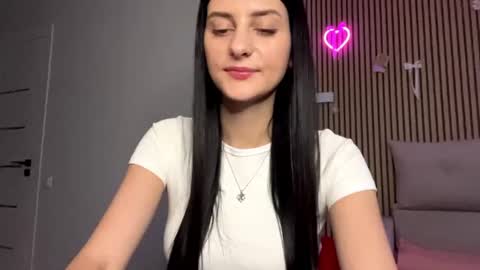 Snapshot of lonapalacio chatting on 7, 7, 2026 Tina online show from 7, 7, 2026