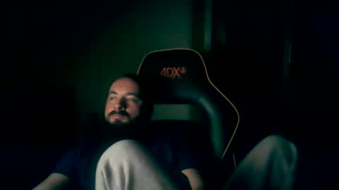 london_man1988 online show from 6, 2, 2025