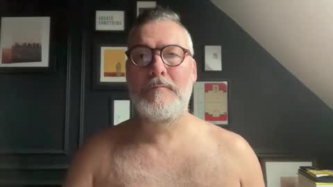 EnglishBear online show from 9, 1, 2026