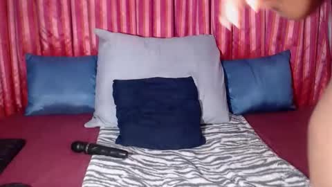 londylicious34 online show from 25, 9, 2025