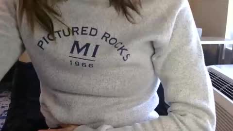 Snapshot of longlegstammy chatting on 19, 2, 2026 Cutenurse91 online show from 19, 2, 2026