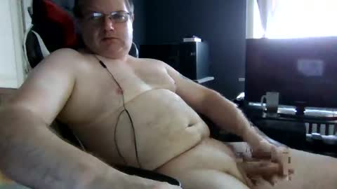 Snapshot of longndeep75 chatting on 28, 7, 2026 longndeep75 online show from 28, 7, 2026