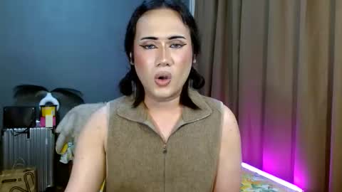 My Lover Dadddy roberto online show from 7, 5, 2026