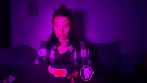 Snapshot of longstorywhore chatting on 25, 10, 2025 longstorywhore online show from 25, 10, 2025