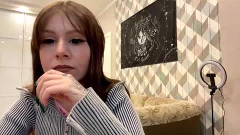 EVA online show from 11, 10, 2025