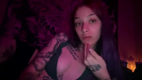 lookingforlona online show from 16, 9, 2025