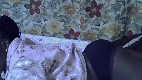lora_amor online show from 5, 5, 2026