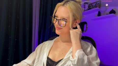 Snapshot of lora_hellyeah chatting on 15, 1, 2026 Lora heil online show from 15, 1, 2026