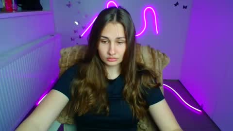 Lora online show from 13, 5, 2026