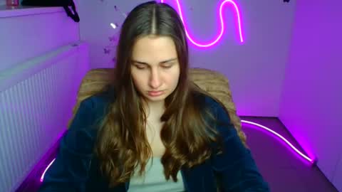 Lora online show from 14, 5, 2026