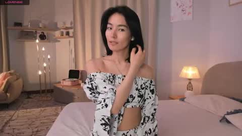 Snapshot of lora_lifelover chatting on 6, 4, 2026 Lora control 2 min for every new Fan Club subscriber online show from 6, 4, 2026