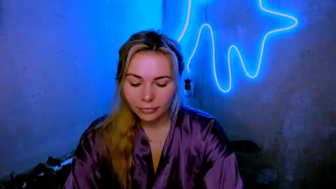 Lora online show from 17, 3, 2026