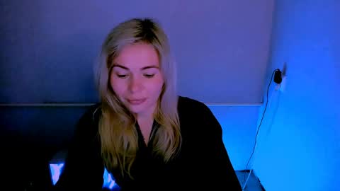 Snapshot of loraboyar chatting on 5, 5, 2026 Lora online show from 5, 5, 2026