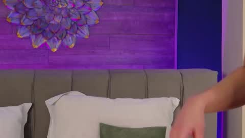 Snapshot of loradevine chatting on 13, 2, 2026 Lora online show from 13, 2, 2026