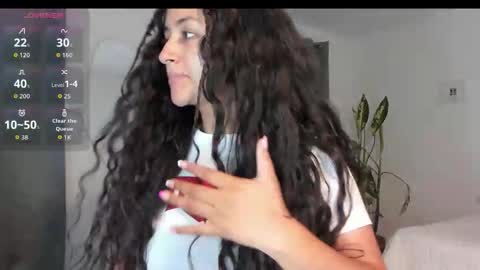 lore_rey online show from 22, 9, 2025