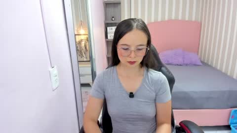 lorelaigiven online show from 20, 6, 2026