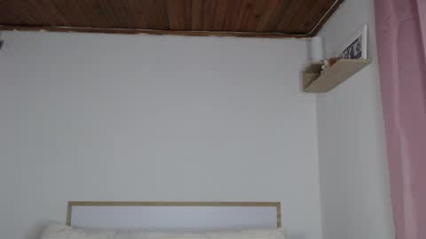 lorem_adams online show from 15, 5, 2026