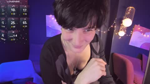 Snapshot of loren_daze chatting on 10, 1, 2025 Loren online show from 10, 1, 2025