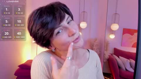 Snapshot of loren_daze chatting on 7, 10, 2025 Loren online show from 7, 10, 2025