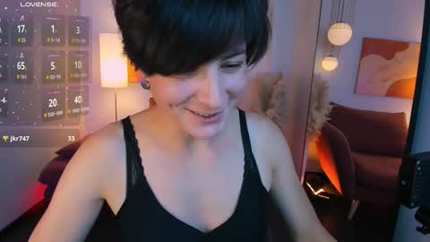 Snapshot of loren_daze chatting on 15, 10, 2025 Loren online show from 15, 10, 2025