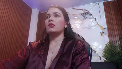 Snapshot of loren_tay chatting on 1, 5, 2026 Loren online show from 1, 5, 2026