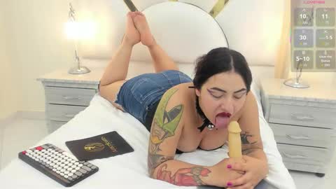 Lorena Gate online Colombia 230 pm to 930 pm online show from 29, 11, 2025