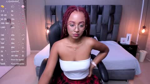 Lorena Vieira  online show from 6, 12, 2024