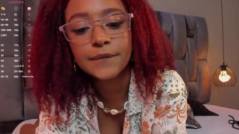 Lorena Vieira  online show from 7, 2, 2025