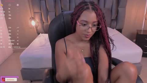 Lorena Vieira  online show from 2, 3, 2025