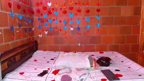 Lorena Capelli online show from 5, 3, 2025