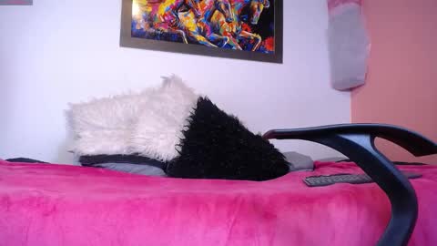 Lorena online show from 8, 3, 2025