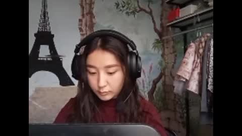 Sofia online show from 4, 12, 2025