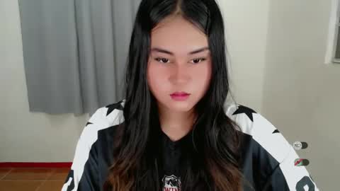 LOREN online show from 3, 3, 2025