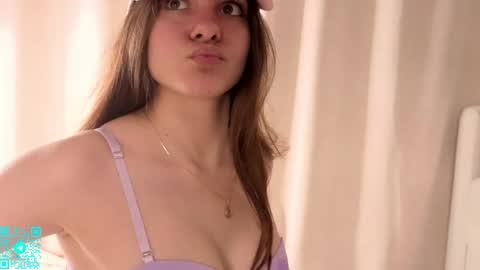 Chloe for Fan BlackHole online show from 19, 4, 2026