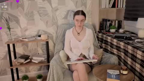 lorettedarsi online show from 13, 4, 2026