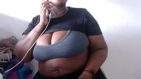 loretybighot online show from 6, 12, 2024