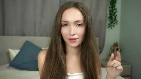 Naomi online show from 23, 9, 2025