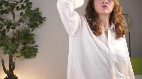 Lina online show from 3, 12, 2025