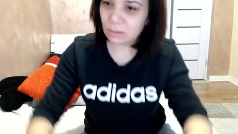 LorraGrey online show from 6, 2, 2026